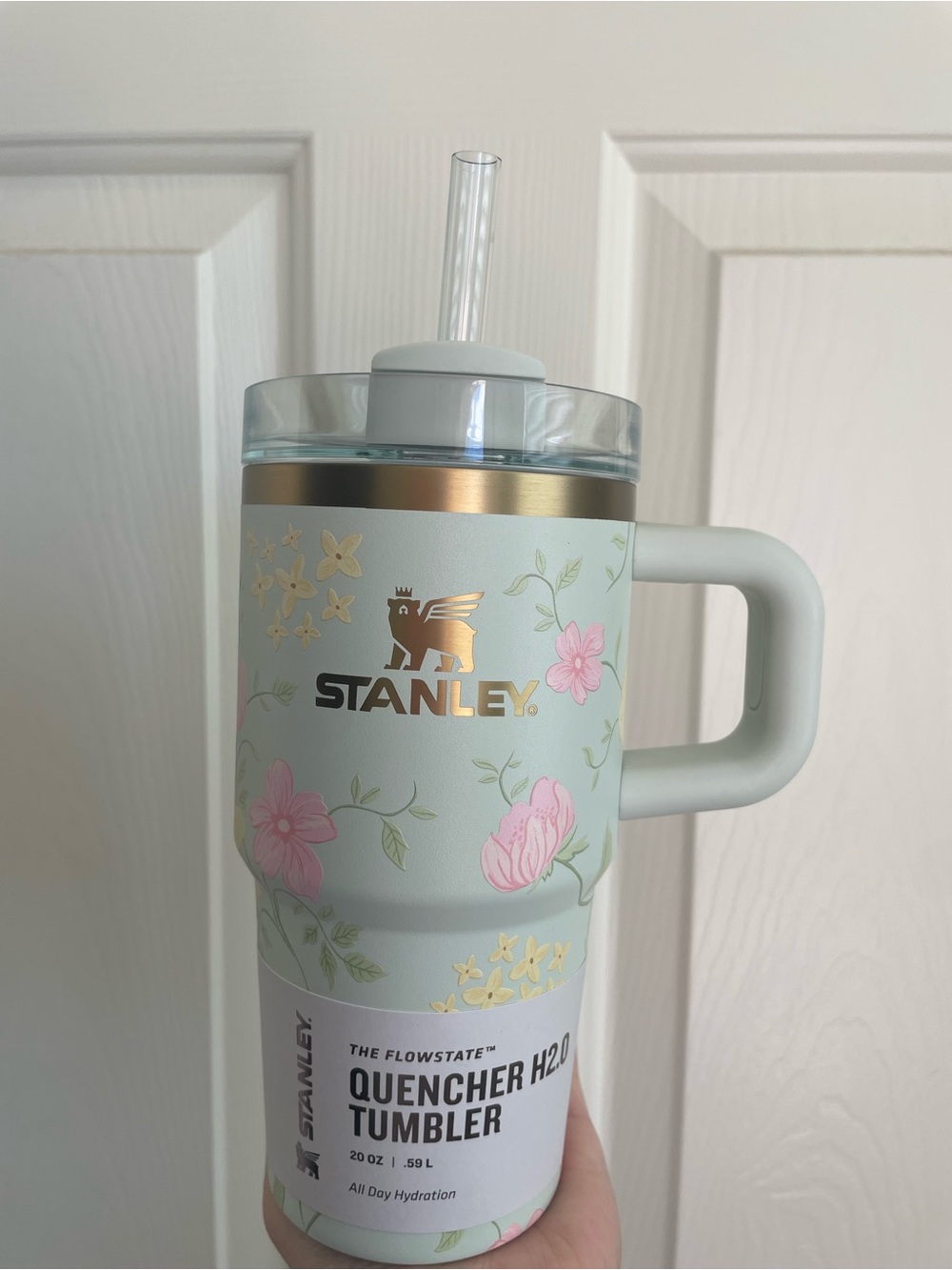 Stanley Quencher Cup 20OZ - Picture 4 of 8